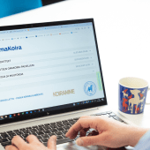 Uusi Omakoira-palvelu tietokoneen näytöllä