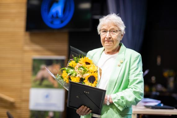 Pro Cane-merkki myönnettiin Helena Sunille