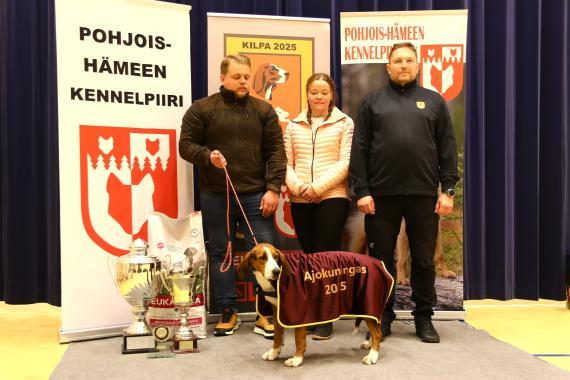 Ajokuningas 2025 Mehtälaulun Hilma, om. Heikki Jokinen ja Meri-Tuuli Heikkinen. Mukana ylituomari Jouni Remes