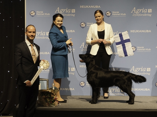 Junior handler Jeena Kantosalo