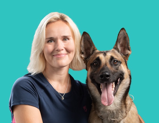 Mia Skogster ja belgianpaimenkoira malinois